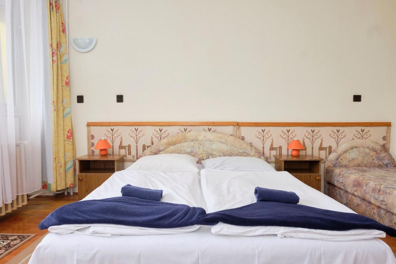 Retro Lido - Vonyarcvashegy Hotell Eksteriør bilde