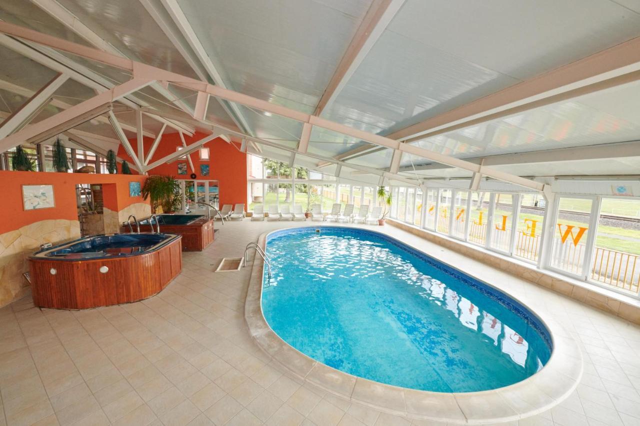 Retro Lido - Vonyarcvashegy Hotell Eksteriør bilde